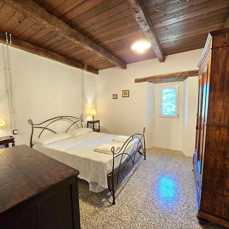 Nyaraló La Cavina 83 Localita Fantella *