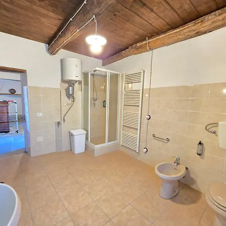 بيت للعطل La Cavina 83 Localita Fantella *